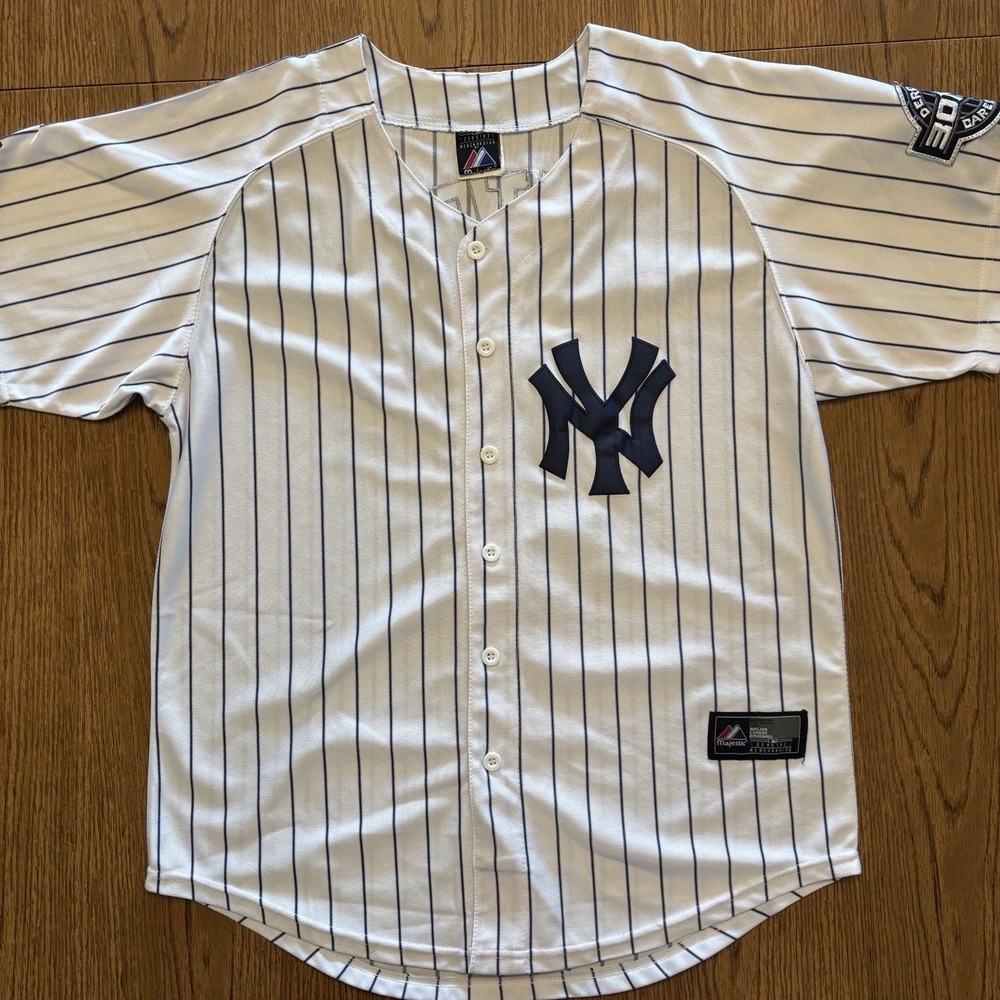 Derek Jeter Jersey New York Yankees Majestic Home Size 44 3000 Hit Patch